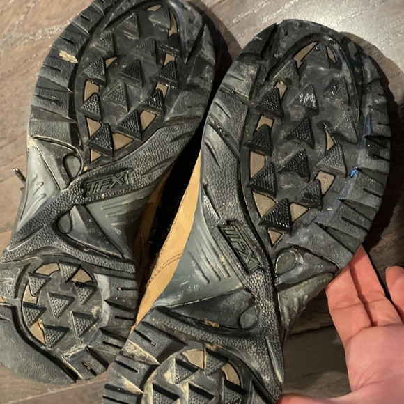 Danner hiking boots - Picture 6 of 13